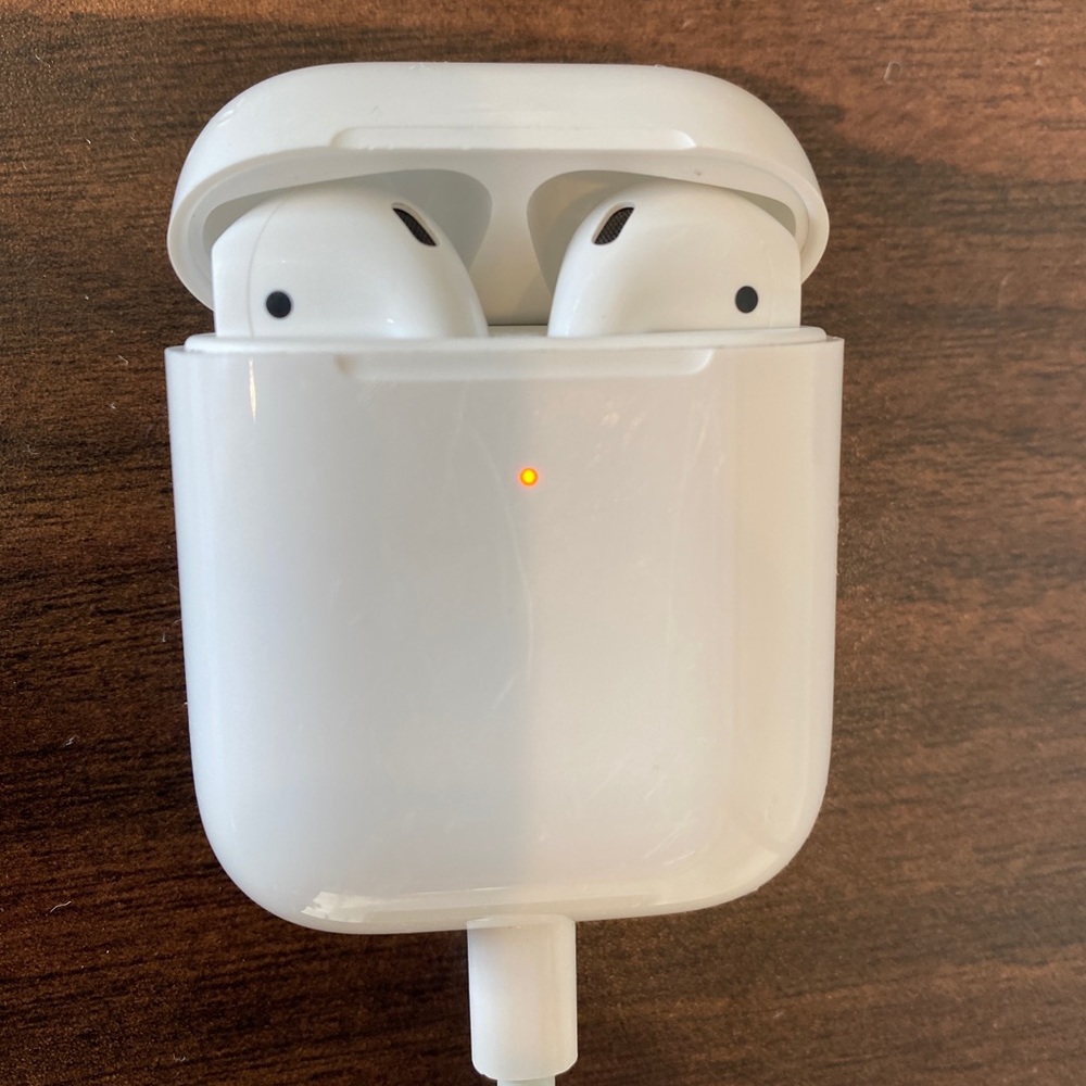 Apple AirPods